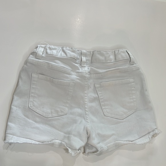 Cat and jack white Jean shorts - Picture 2 of 2
